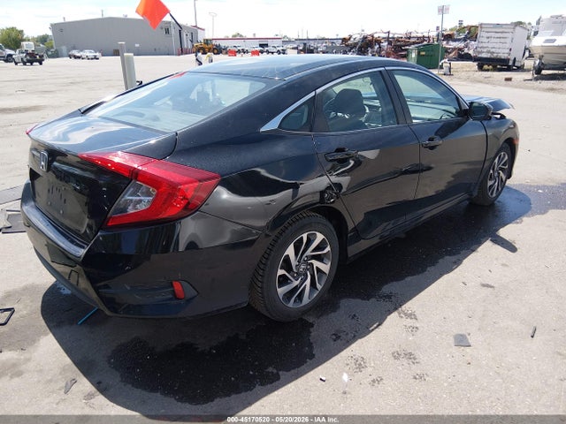 2016 Honda CIVIC EX photo 4