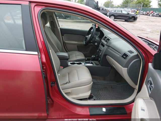 FORD FUSION SE - 5