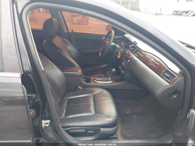 2016 Chevrolet IMPALA LIMITED LTZ photo 5