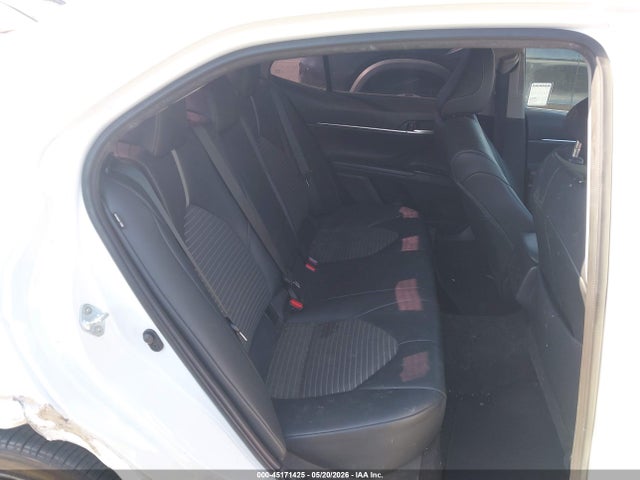 صورة 8 لـ 2023 Toyota CAMRY SE