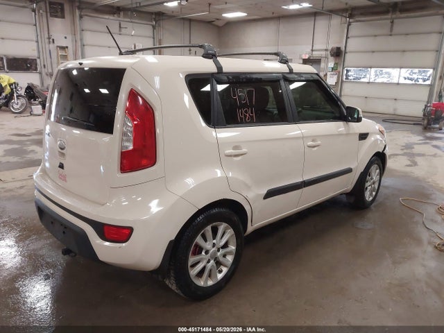 2013 KIA SOUL + photo 4
