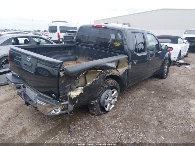 2013 Nissan FRONTIER SV photo 4