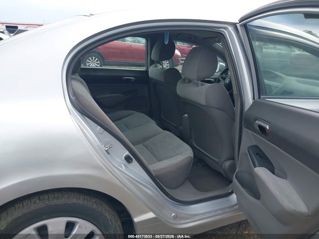 2010 Honda CIVIC LX 照片 8