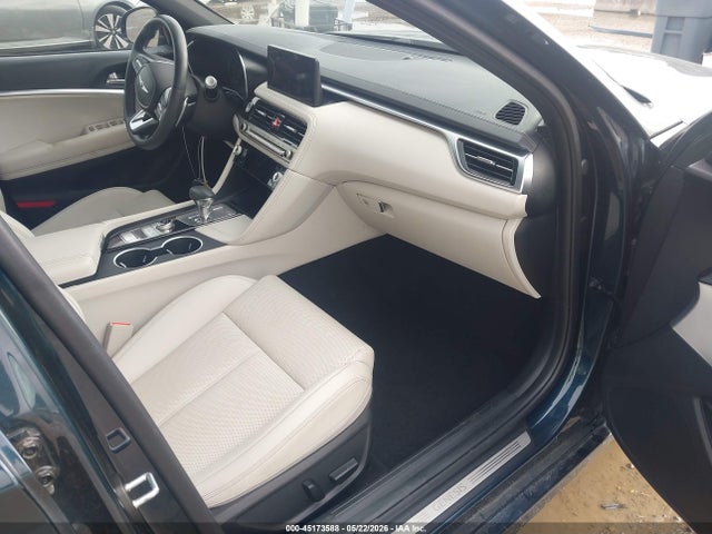 صورة 5 لـ 2025 Genesis G70 2.5T RWD
