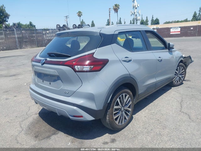 2021 NISSAN KICKS SV XTRONIC CVT