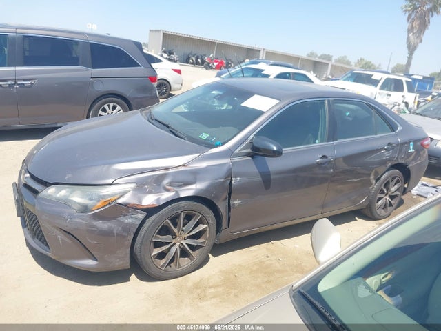 2015 Toyota CAMRY XSE V6 缩略图 14