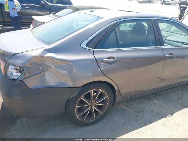 2015 Toyota CAMRY XSE V6 缩略图 19