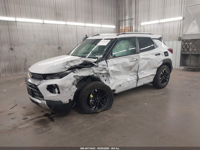 2021 CHEVROLET TRAILBLAZER FWD LT 2