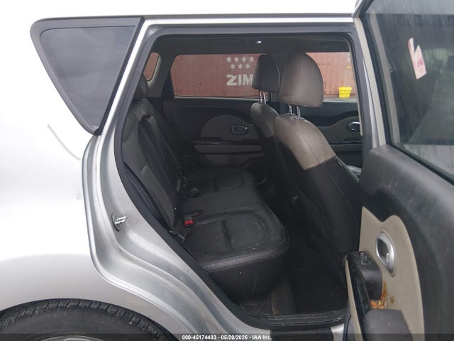 صورة 8 لـ 2017 KIA SOUL +