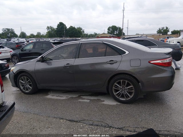 2016 Toyota CAMRY SE thumbnail 14