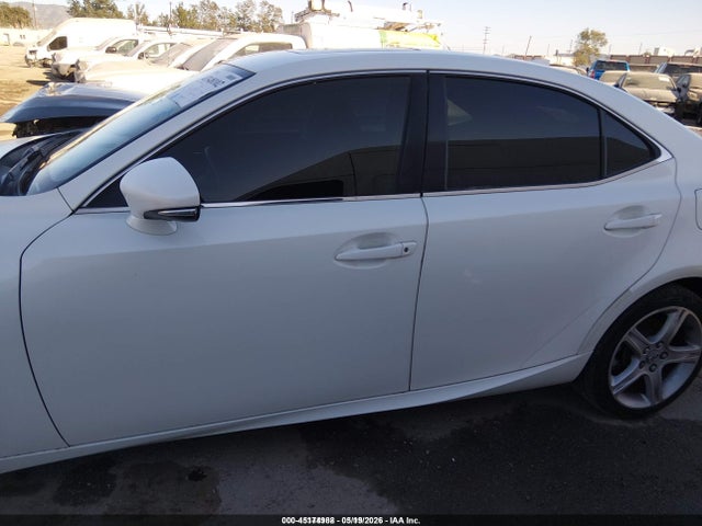 2014 Lexus IS 250 — миниатюра 14