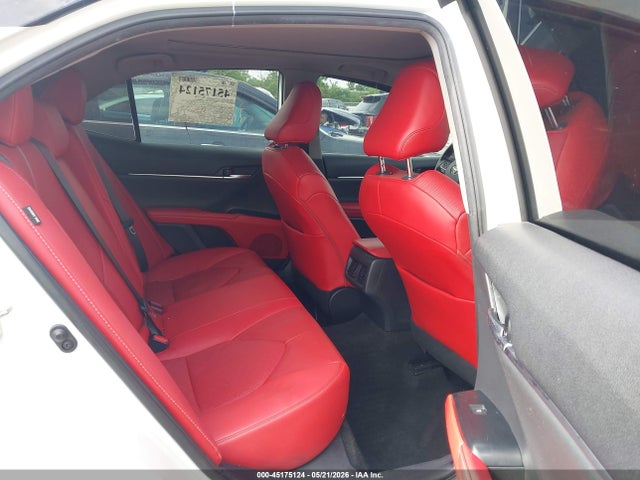 2020 Toyota CAMRY XSE photo 8