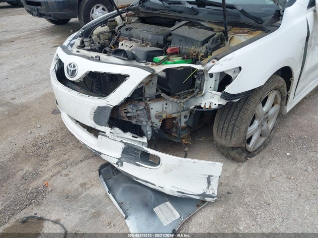 2007 Toyota CAMRY SE photo 6