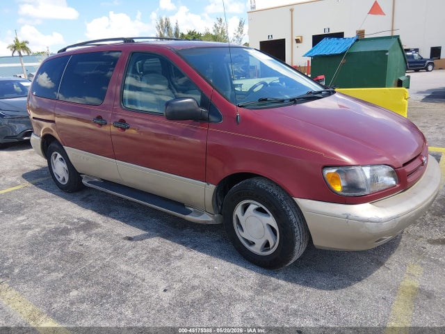 2000 TOYOTA SIENNA XLE