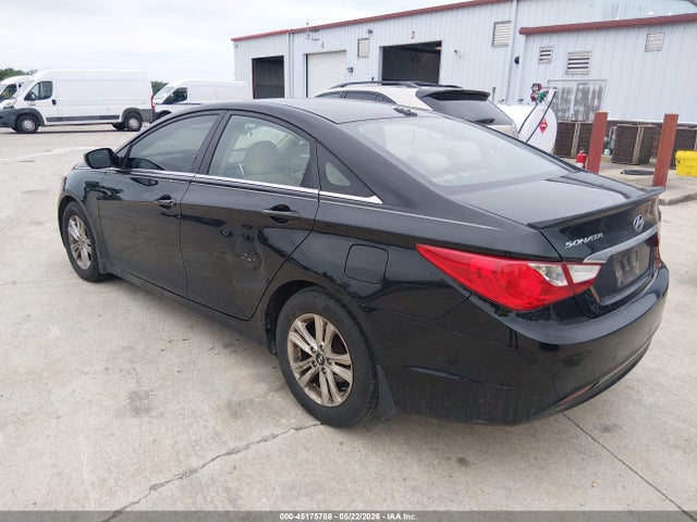 2013 Hyundai SONATA GLS 照片 3