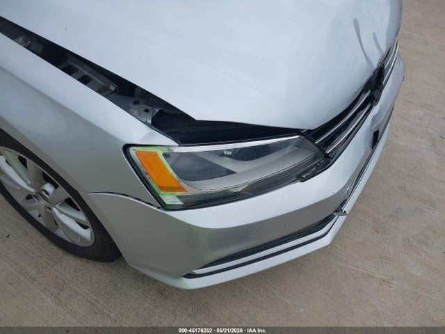 2015 Volkswagen JETTA 1.8T SE — фото 6