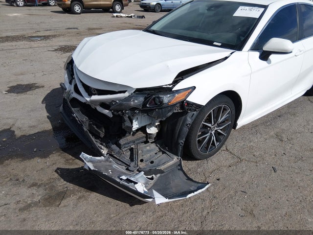 2021 Toyota CAMRY SE photo 6