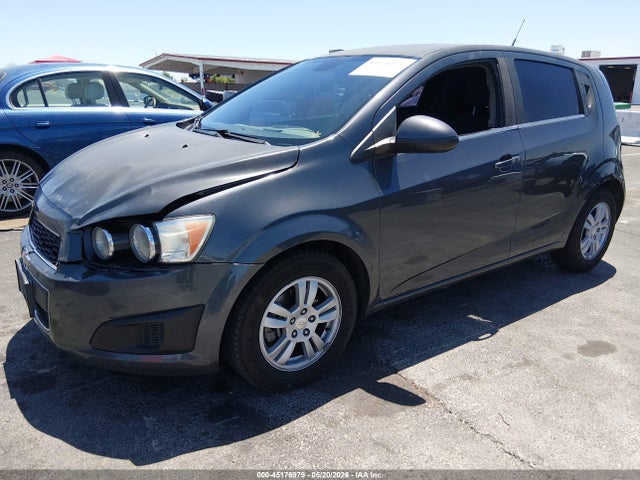 2013 Chevrolet SONIC LT AUTO — фото 2