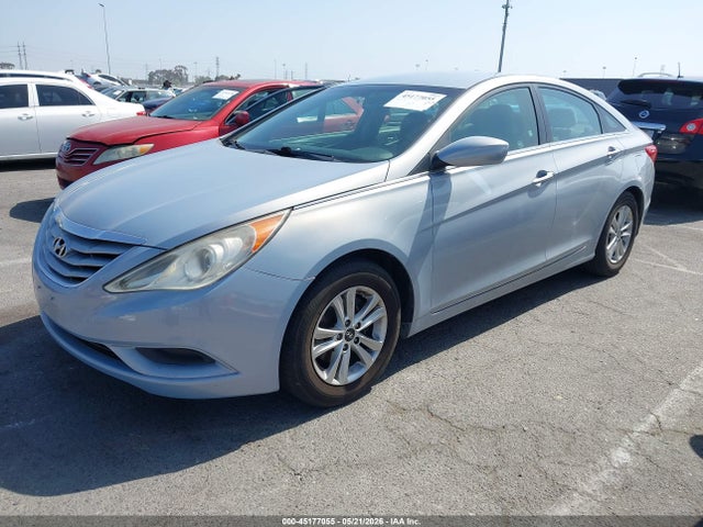 2013 Hyundai SONATA GLS — фото 2