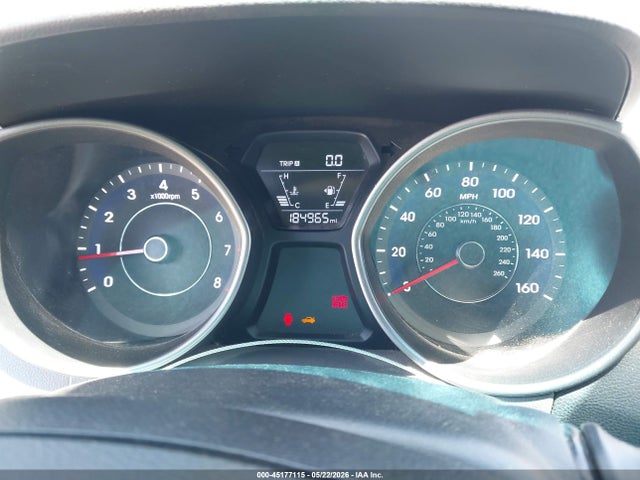 صورة 7 لـ 2016 Hyundai ELANTRA SE