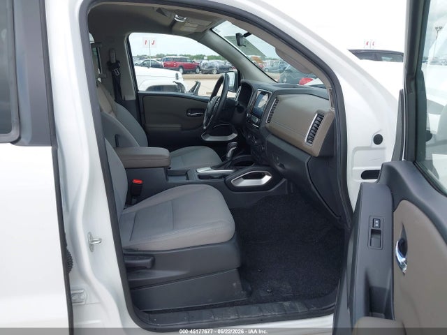 صورة 5 لـ 2023 Nissan FRONTIER SV 4X2