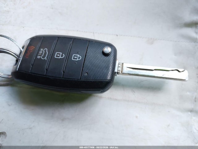 2015 KIA SOUL + — миниатюра 11