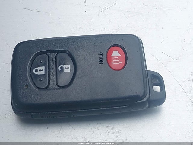 صورة مصغرة 11 لـ 2015 Toyota PRIUS V FIVE