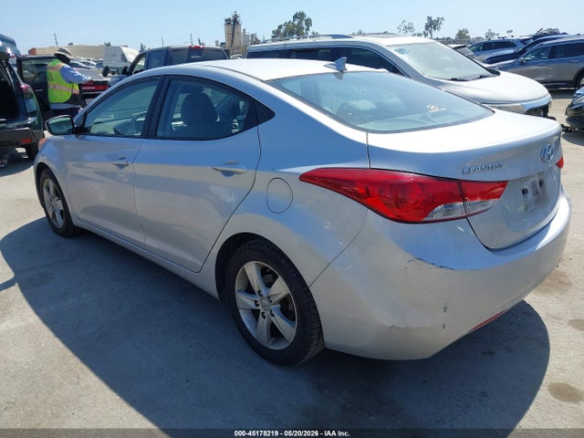 صورة 3 لـ 2013 Hyundai ELANTRA GLS