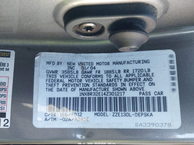 2004 Toyota COROLLA S photo 9