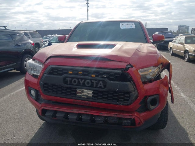 2020 Toyota TACOMA TRD SPORT — миниатюра 13