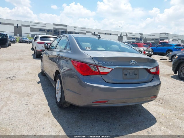 2012 Hyundai SONATA GLS 照片 3