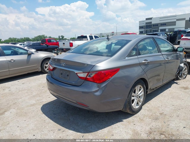 2012 Hyundai SONATA GLS 照片 4