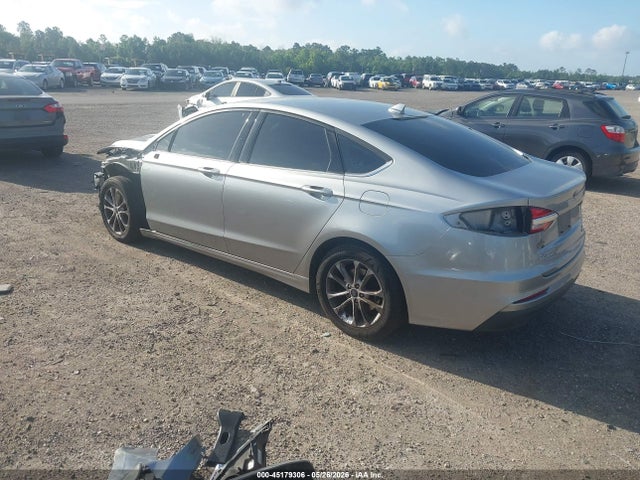 FORD FUSION SE - 3