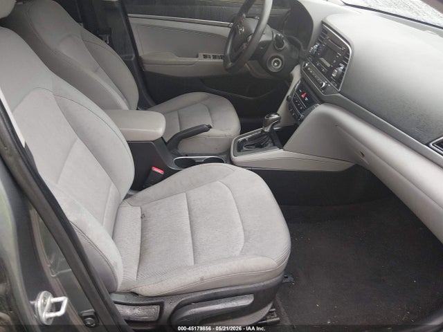 2017 Hyundai ELANTRA SE photo 5