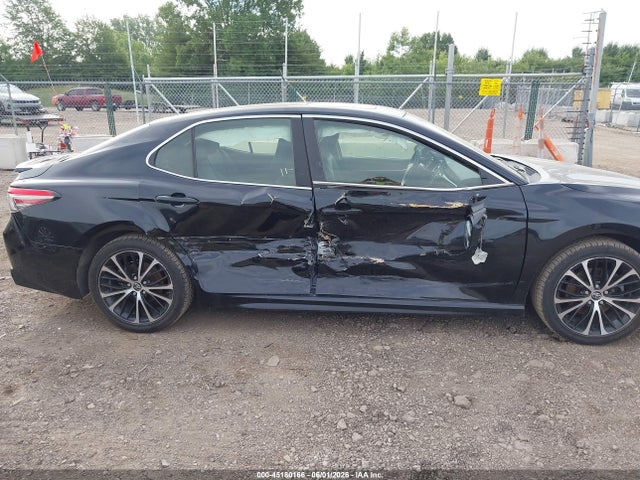 صورة 6 لـ 2018 Toyota CAMRY SE