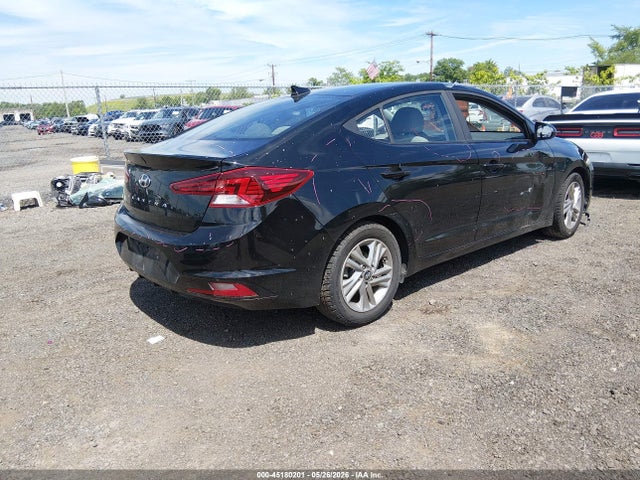 2019 Hyundai ELANTRA SEL 照片 4