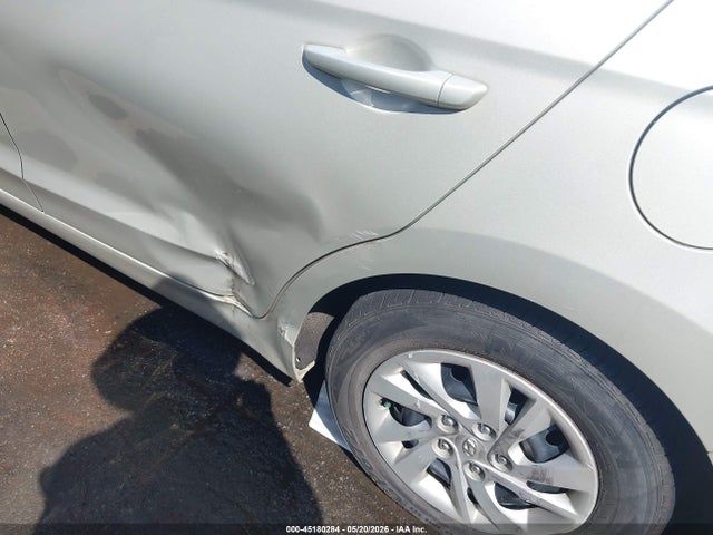 صورة مصغرة 17 لـ 2017 Hyundai ELANTRA SE