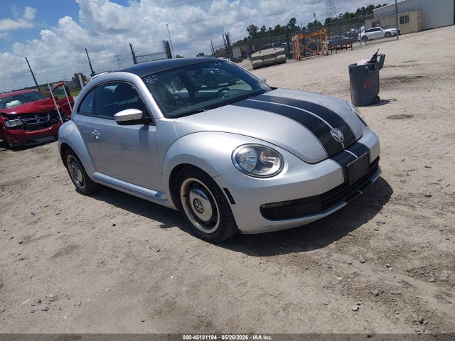 2012 VOLKSWAGEN BEETLE 2.5L