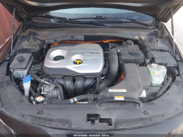 صورة 10 لـ 2017 KIA OPTIMA HYBRID
