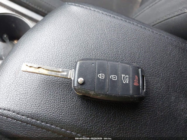 2016 KIA OPTIMA LX — миниатюра 11