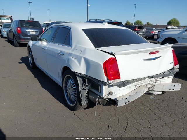 2018 Chrysler 300 LIMITED 照片 3