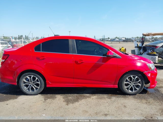 2017 Chevrolet SONIC LT AUTO 缩略图 13