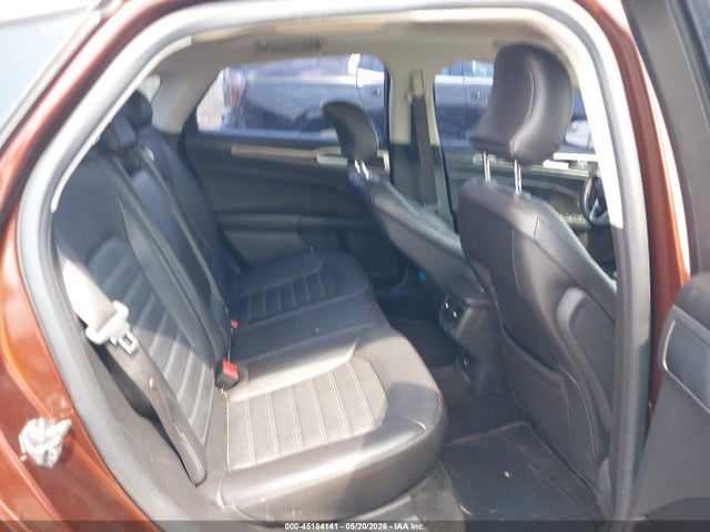 FORD FUSION SE - 8