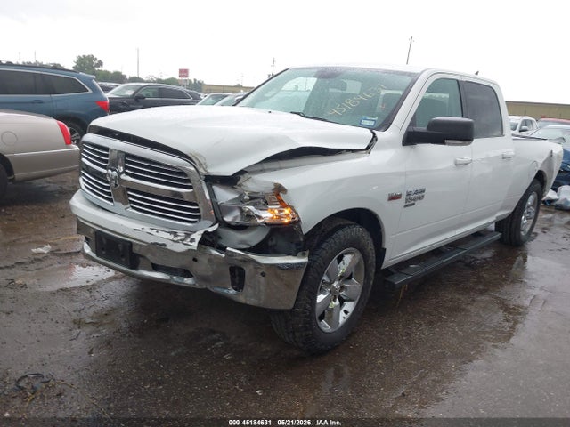 2019 RAM 1500 CLASSIC 照片 2