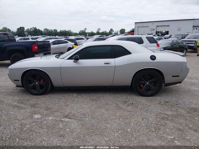2009 Dodge CHALLENGER SRT8 — миниатюра 13
