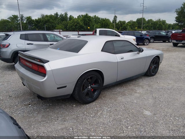 صورة 4 لـ 2009 Dodge CHALLENGER SRT8