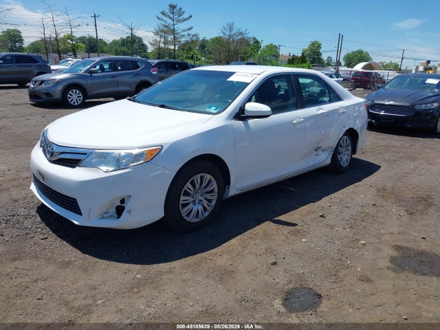 2014 Toyota CAMRY LE 照片 2