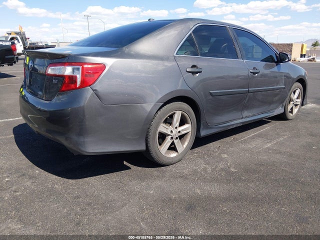 صورة 4 لـ 2014 Toyota CAMRY SE