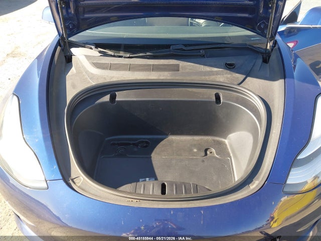 صورة 10 لـ 2020 Tesla MODEL 3 PERFORMANCE DUAL MOTOR ALL-WHEEL DRIVE