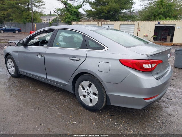 2015 Hyundai SONATA SE — фото 3